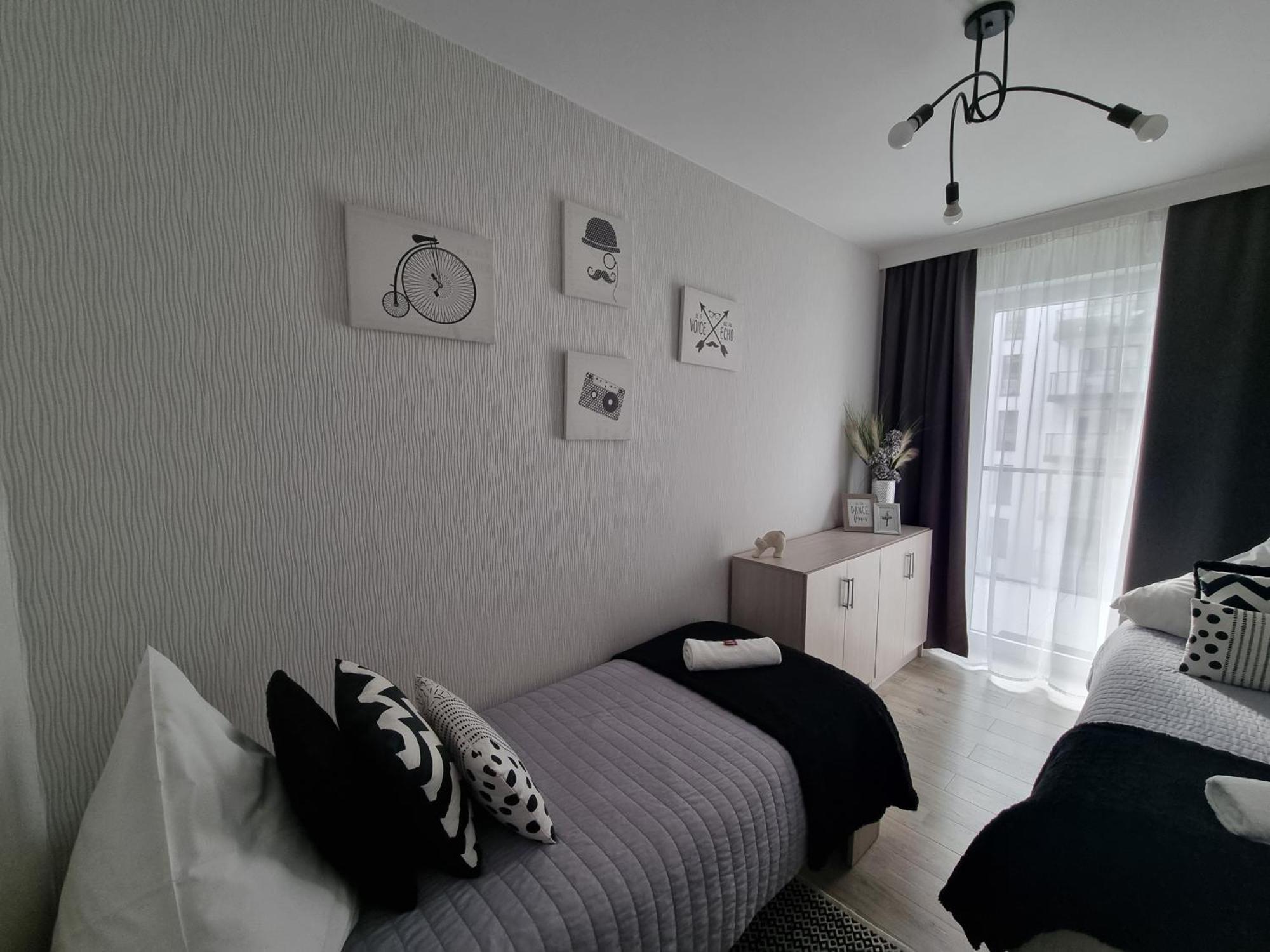 Q Apart Gold-Trzy Pokoje, Manufaktura, Klimatyzacja I Garaz Gratis, Tv Max, Fv, Gwarancja Zadowolenia Lodž Exteriér fotografie