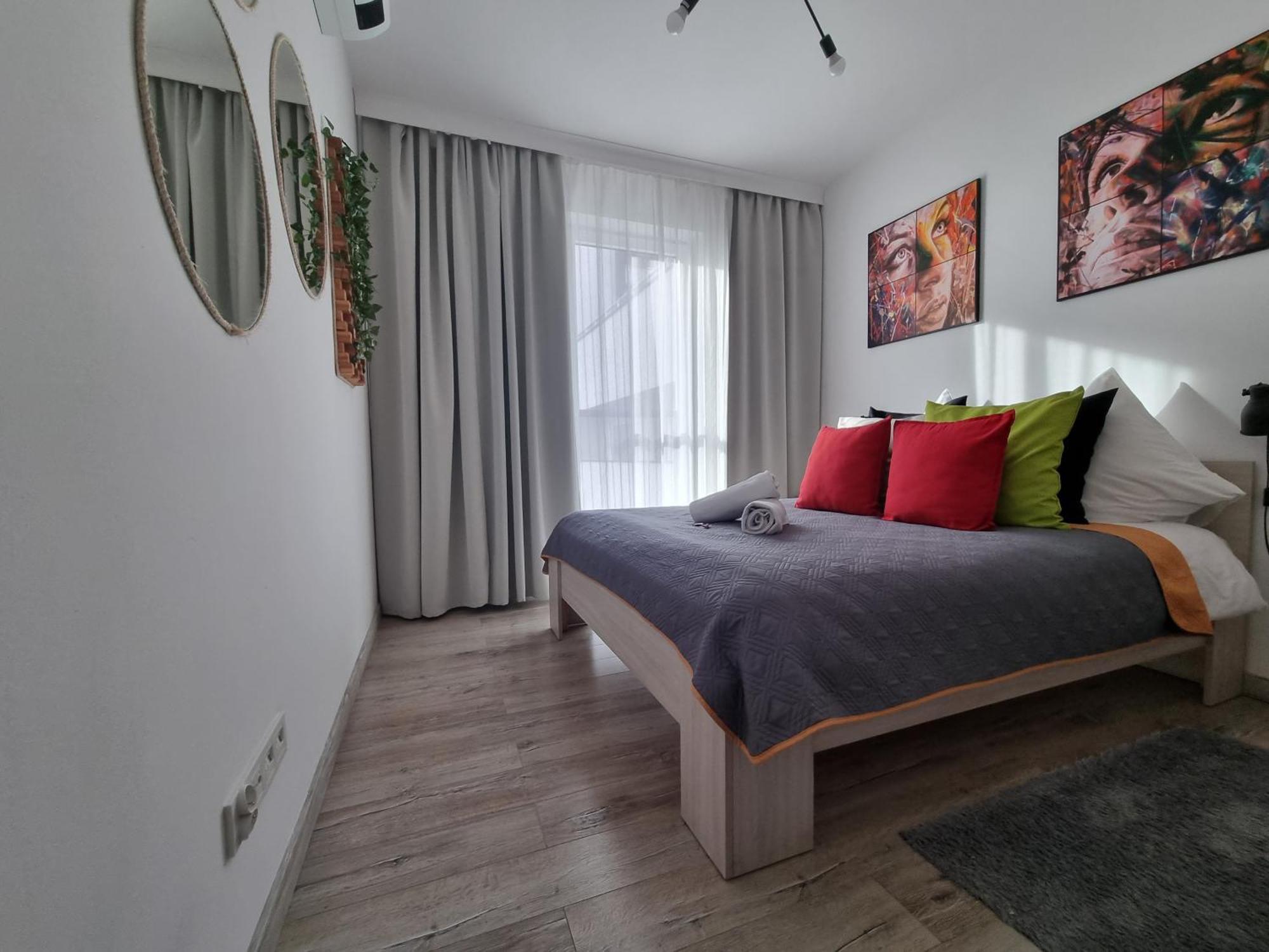 Q Apart Gold-Trzy Pokoje, Manufaktura, Klimatyzacja I Garaz Gratis, Tv Max, Fv, Gwarancja Zadowolenia Lodž Exteriér fotografie